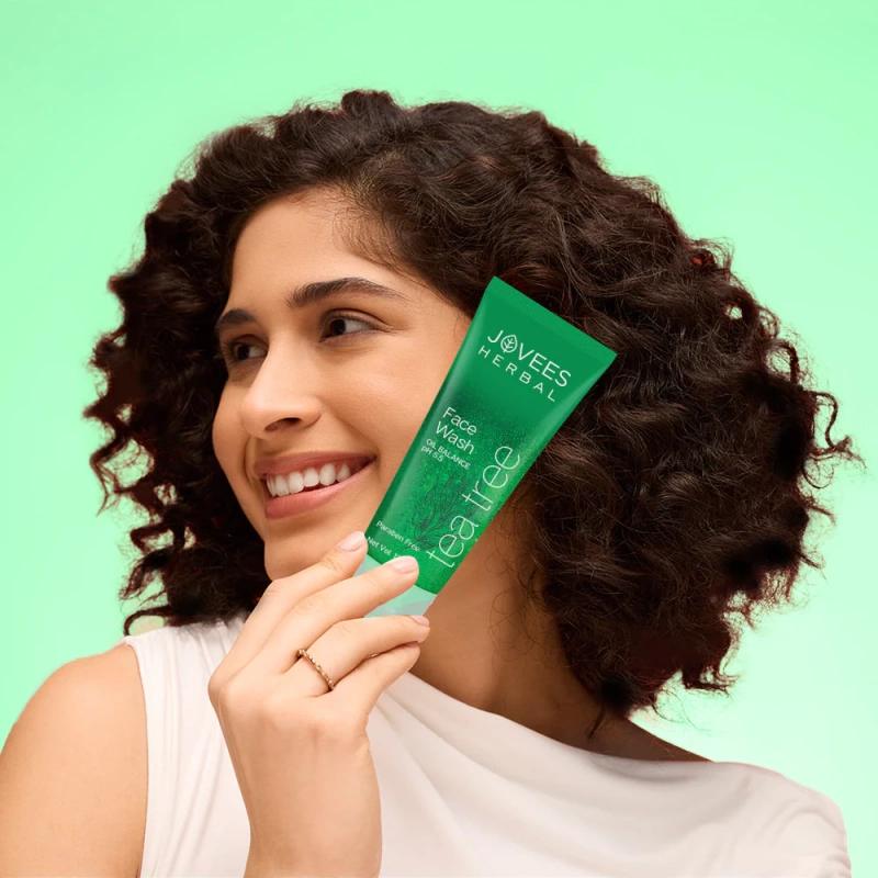Jovees Tea Tree Oil Control Face Wash - Image 6