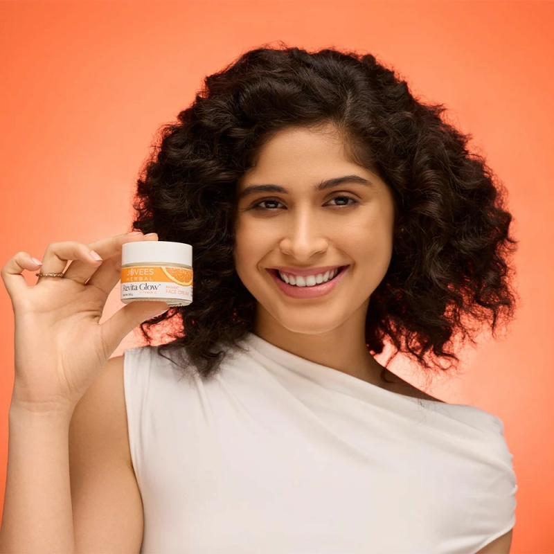 Jovees Revita Glow Vitamin C Face Cream – [50g] - Image 5